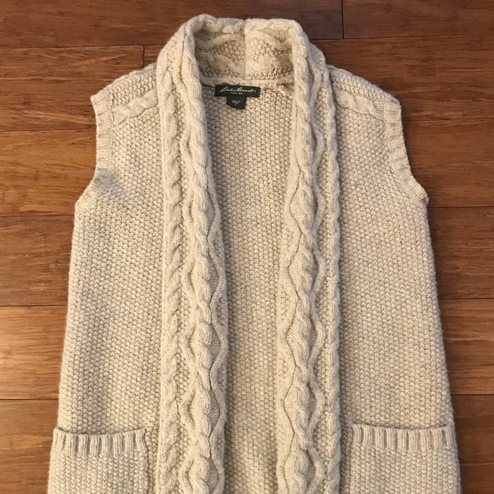 Sweater vest